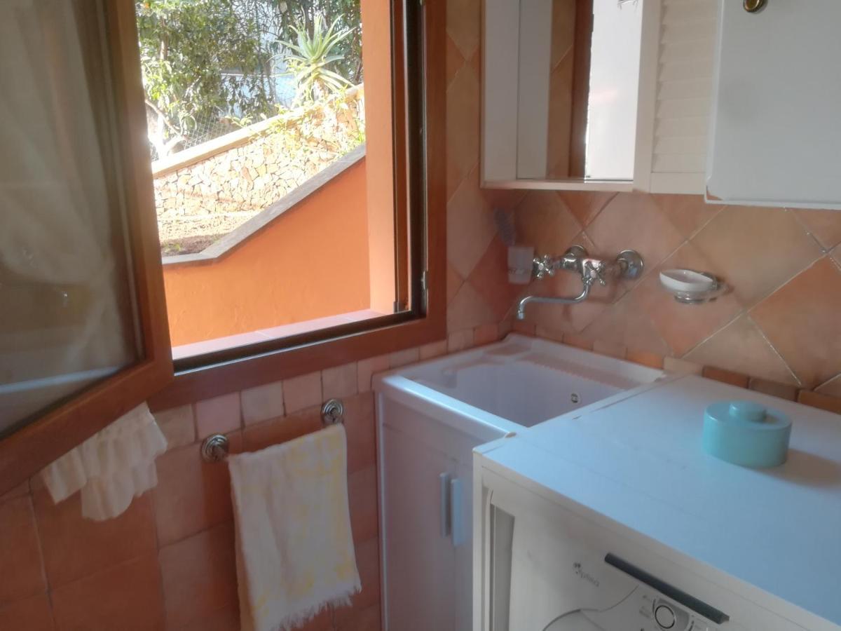 Villa con giardino vista mare Capitana Esterno foto