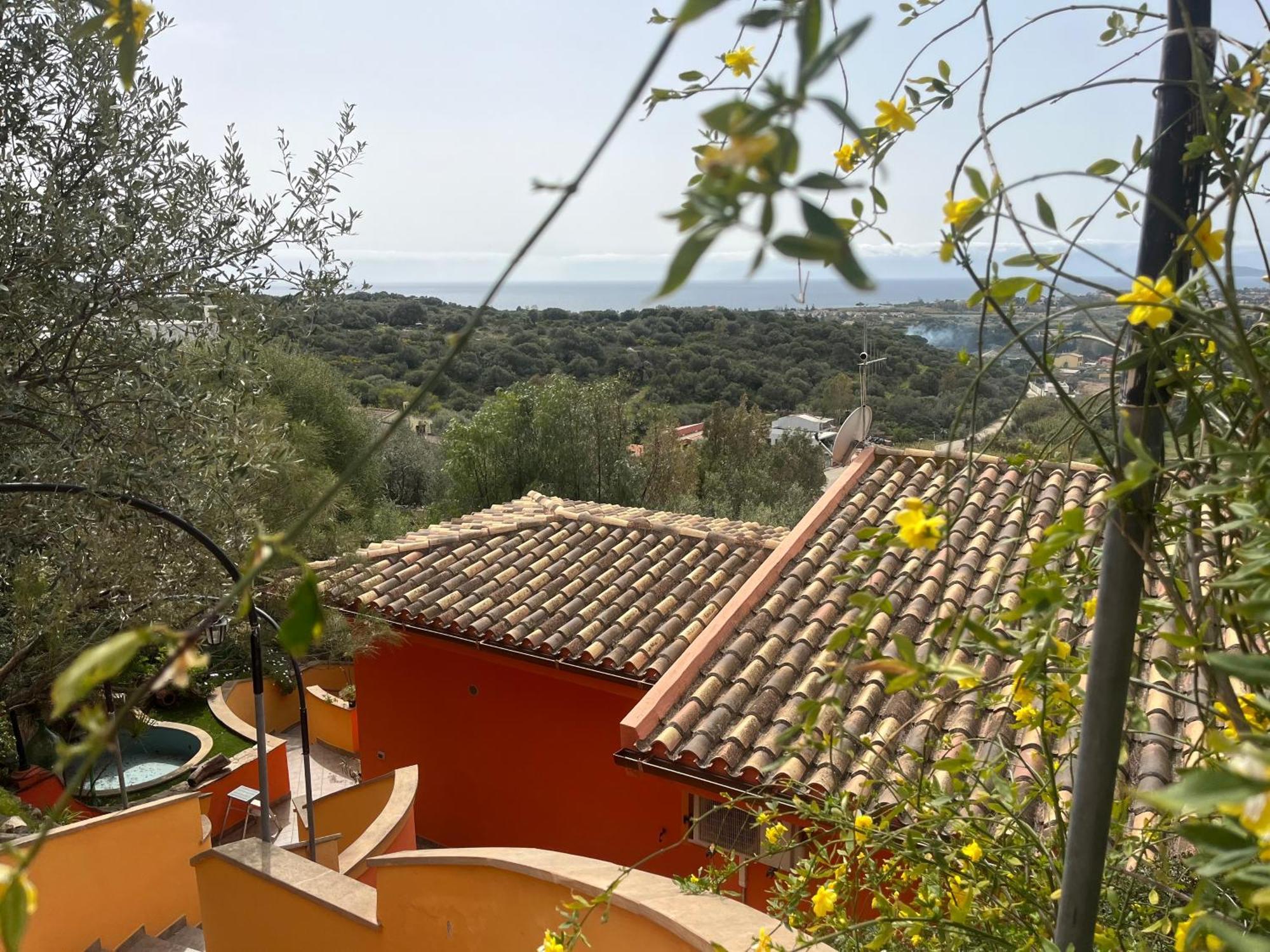 Villa con giardino vista mare Capitana Esterno foto